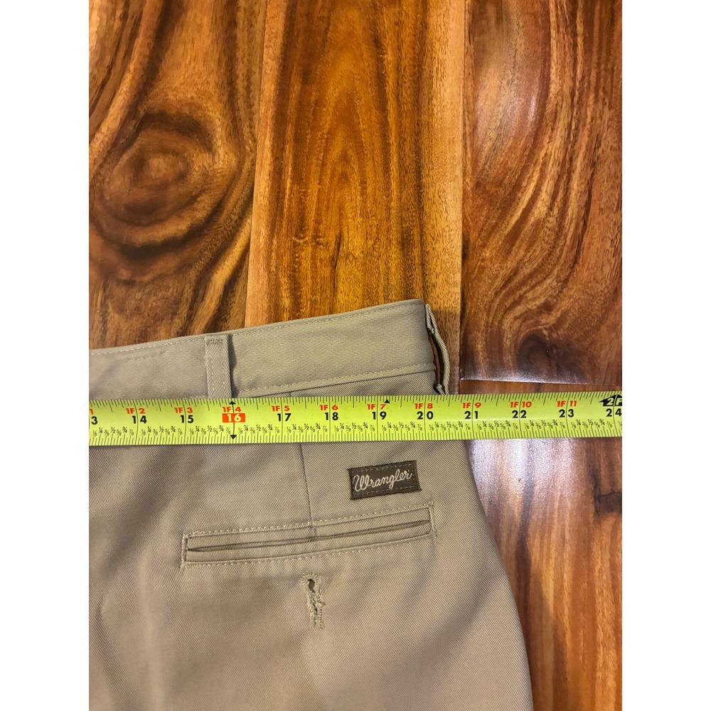 Wrangler Riata Mens Khaki Chino Pants Vintage Y2K Tan Cotton Twill 40x30 - Picture 6 of 8